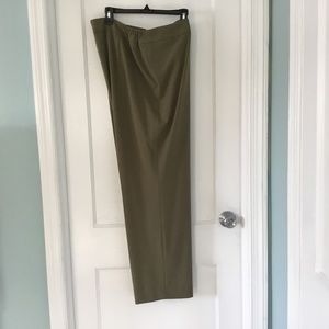 Nine West olive green dress pants, size 20W, stretch, NWT
